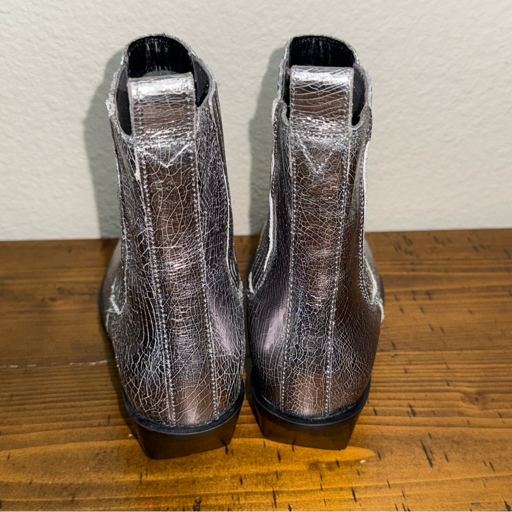 Seychelles Hold Me Down Y3K Indie Sleeze Metallic Silver Ankle boot- Size 7 - Picture 6 of 9